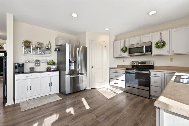 1166 Arbor Springs, Hamilton, OH 45013