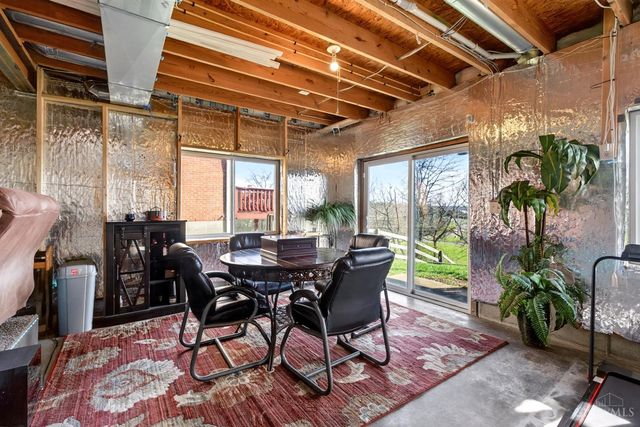 1166 Arbor Springs, Hamilton, OH 45013