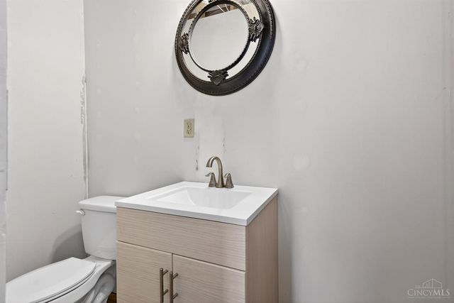 1166 Arbor Springs, Hamilton, OH 45013