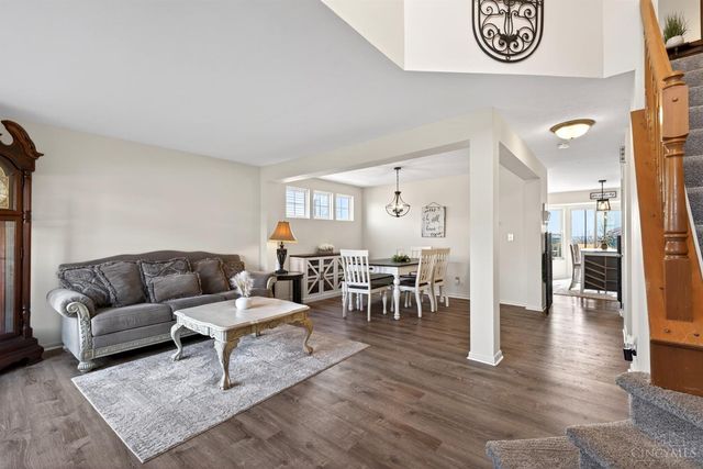 1166 Arbor Springs, Hamilton, OH 45013