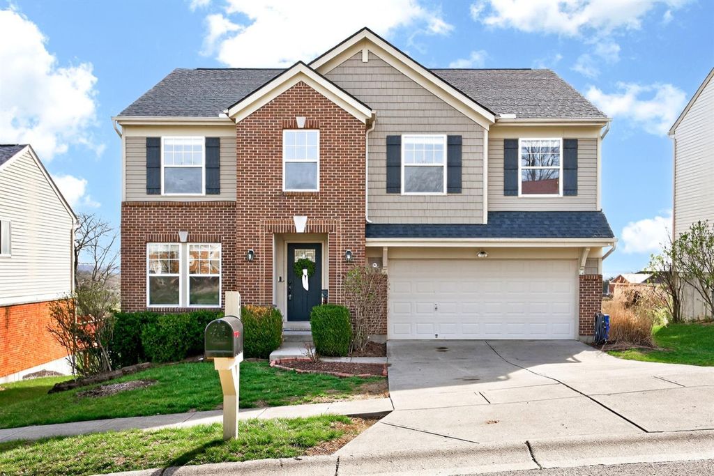 1166 Arbor Springs, Hamilton, OH 45013