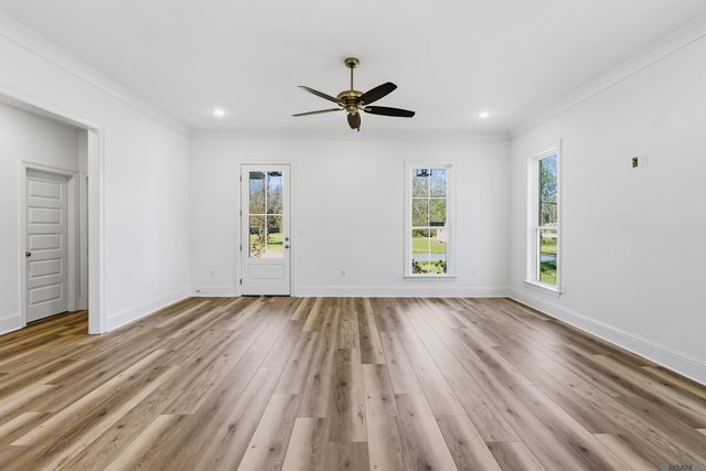 31872 Netterville Rd, Denham Springs, LA 70726