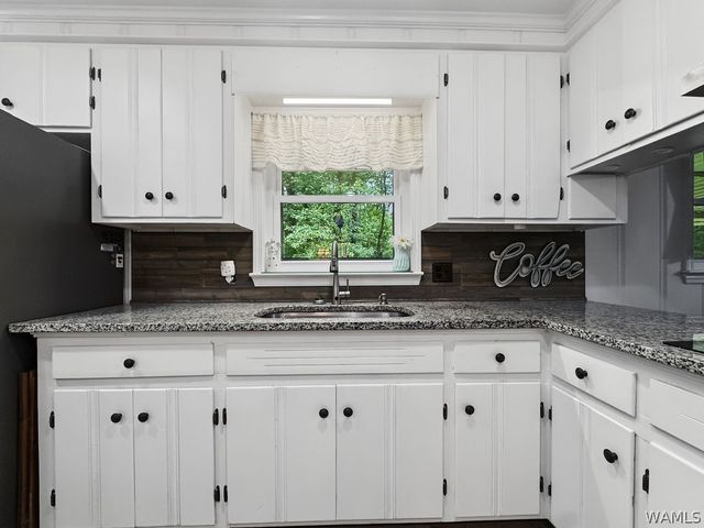 5602 Alabama 69 N, Northport, AL 35473