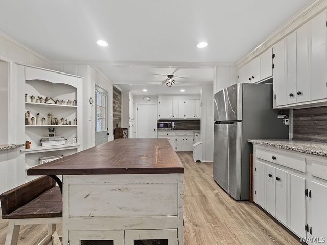 5602 Alabama 69 N, Northport, AL 35473