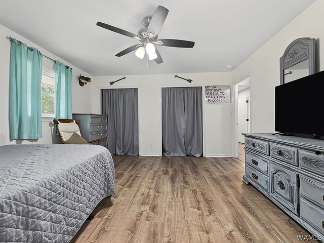 5602 Alabama 69 N, Northport, AL 35473
