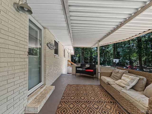 5602 Alabama 69 N, Northport, AL 35473