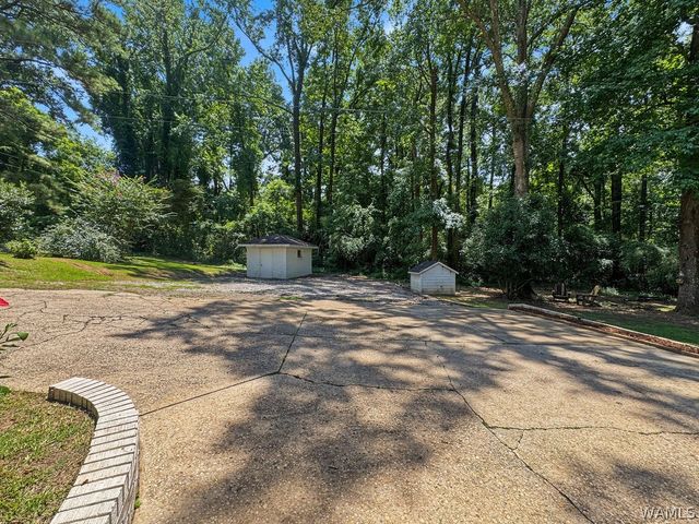 5602 Alabama 69 N, Northport, AL 35473