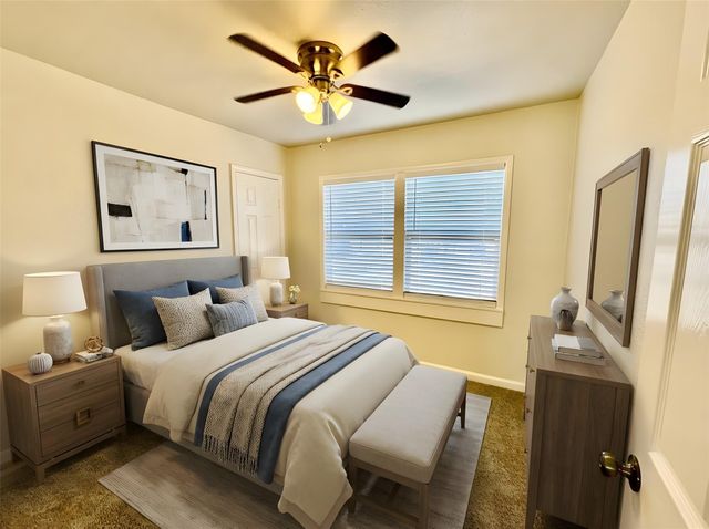 2320 29th Avenue N, Texas City, TX 77590