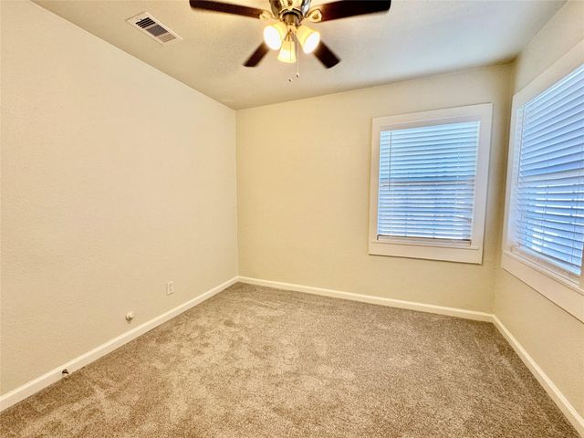 2320 29th Avenue N, Texas City, TX 77590