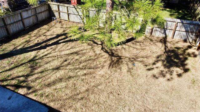 2320 29th Avenue N, Texas City, TX 77590