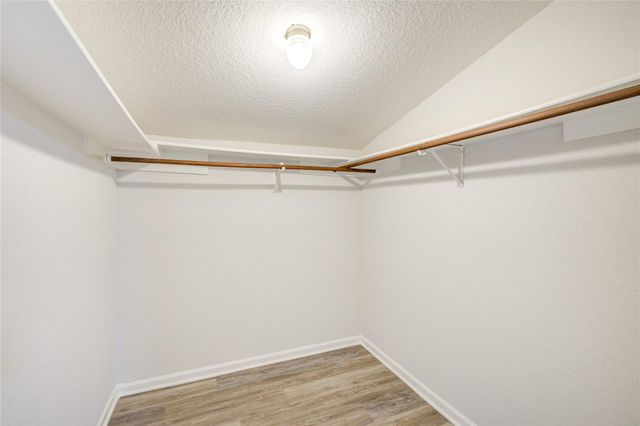 110 Cherry Street, Lake Jackson, TX 77566