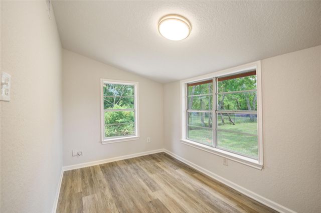 110 Cherry Street, Lake Jackson, TX 77566