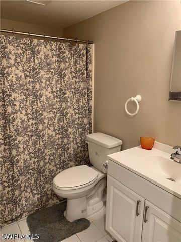 1004 Manatee RD H204, Naples, FL 34114