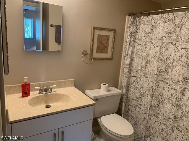 1004 Manatee RD H204, Naples, FL 34114
