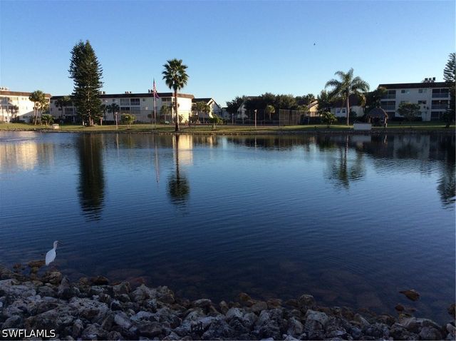 1004 Manatee RD H204, Naples, FL 34114