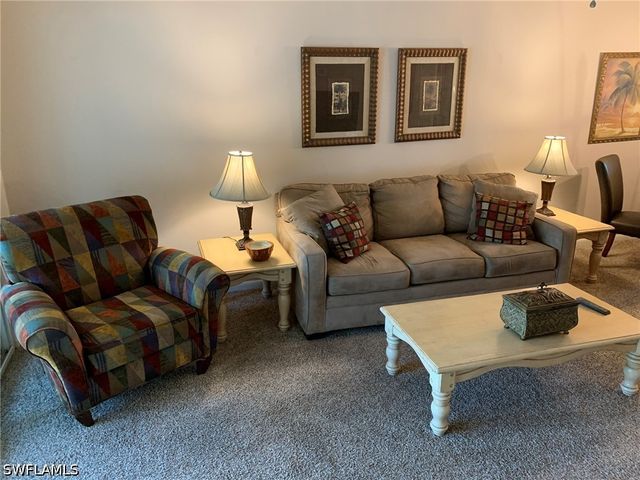 1004 Manatee RD H204, Naples, FL 34114