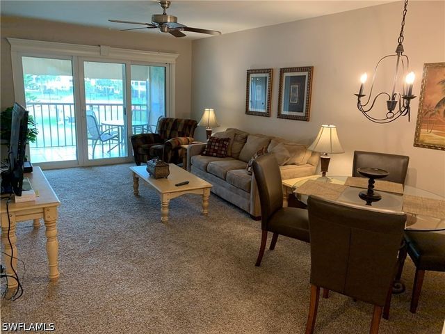 1004 Manatee RD H204, Naples, FL 34114