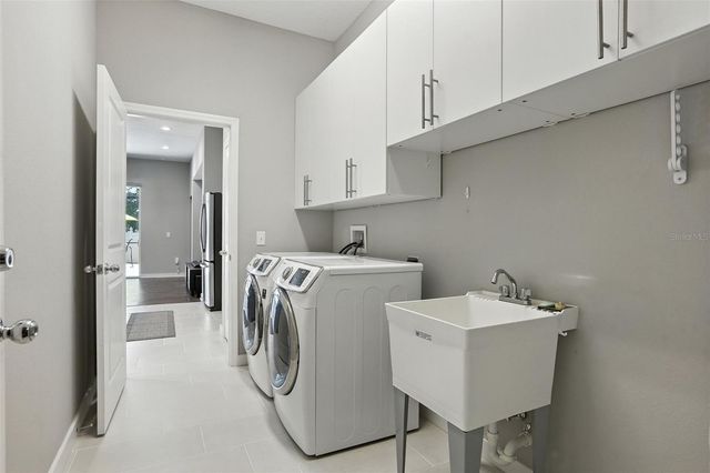 1075 CHASE DRIVE, Winter Garden, FL 34787