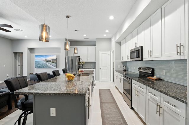 1075 CHASE DRIVE, Winter Garden, FL 34787