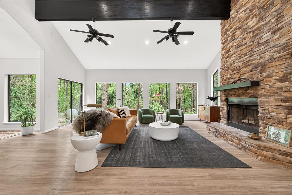 41 Creek Forest Lane, Conroe, TX 77384