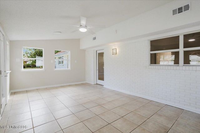 844 Carolee Circle, Biloxi, MS 39532