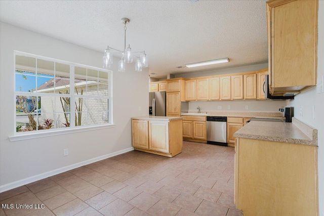 844 Carolee Circle, Biloxi, MS 39532