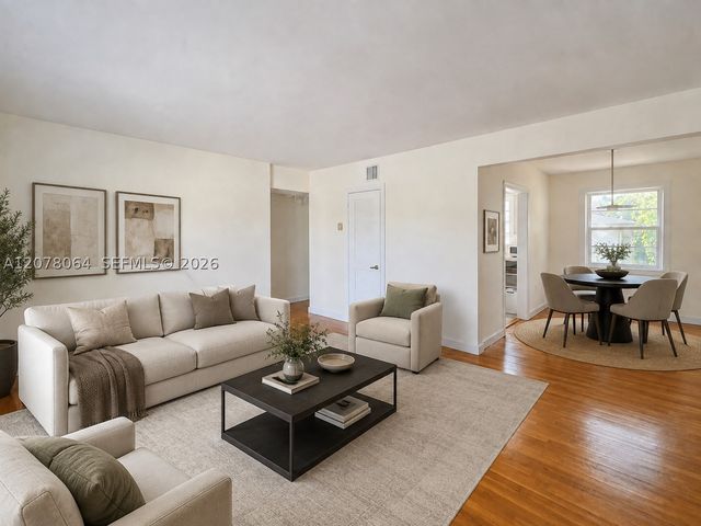 7880 SW 55 Ave 84C, Miami, FL 33143
