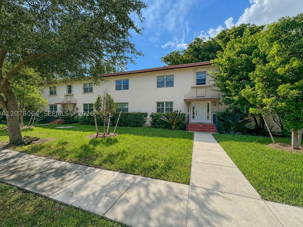7880 SW 55 Ave 84C, Miami, FL 33143
