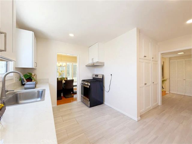 533 Geneva, Claremont, CA 91711