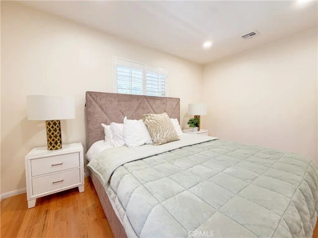 533 Geneva, Claremont, CA 91711