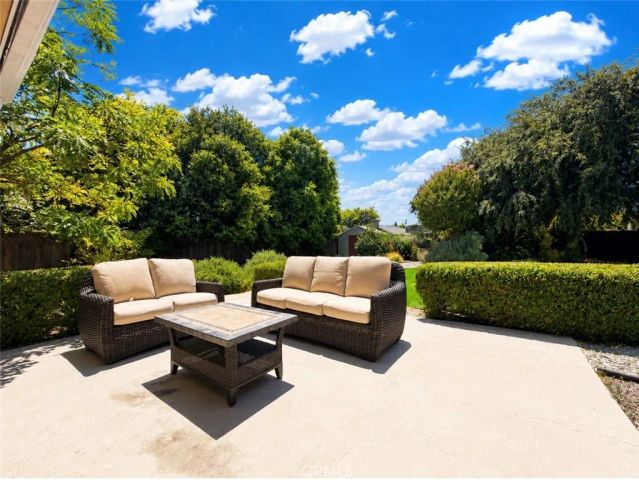 533 Geneva, Claremont, CA 91711
