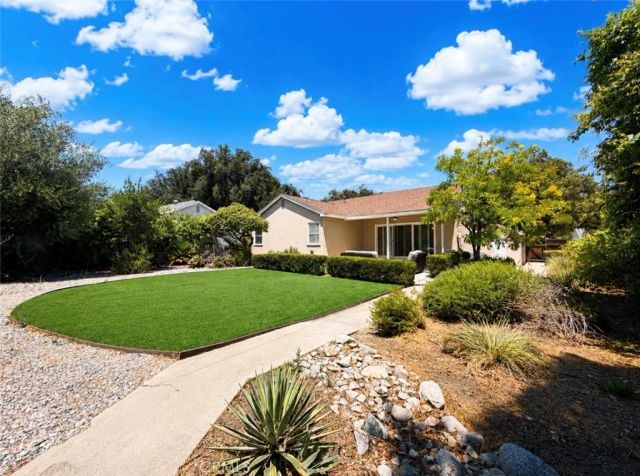 533 Geneva, Claremont, CA 91711