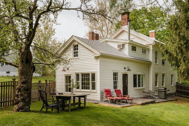11 Cold Water, Hillsdale, NY 12529
