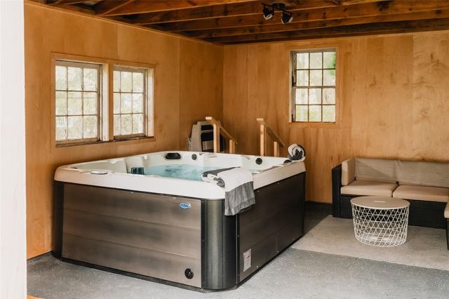 11 Cold Water, Hillsdale, NY 12529