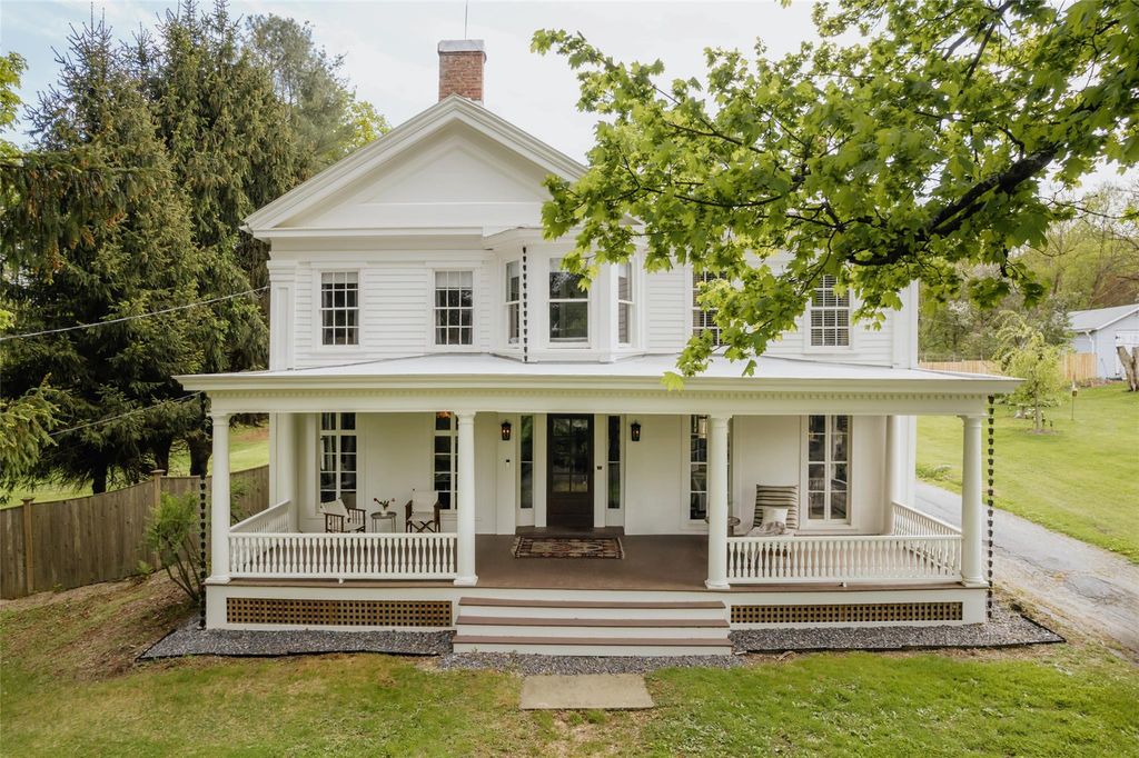 11 Cold Water, Hillsdale, NY 12529