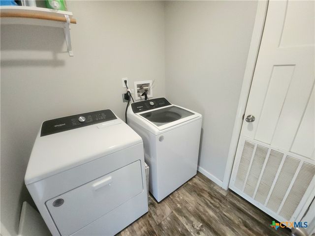 908 Henry Street, Cuero, TX 77954