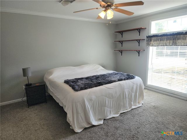 908 Henry Street, Cuero, TX 77954