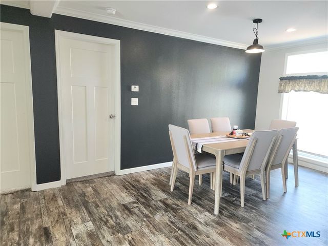 908 Henry Street, Cuero, TX 77954