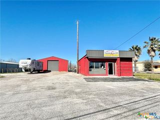 3304 Houston Highway, Victoria, TX 77901