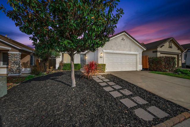 5825 Blue Beech Ct, Antelope, CA 95843
