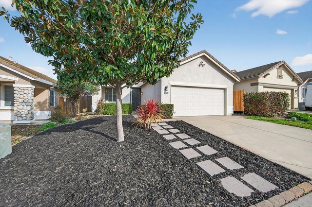5825 Blue Beech Ct, Antelope, CA 95843