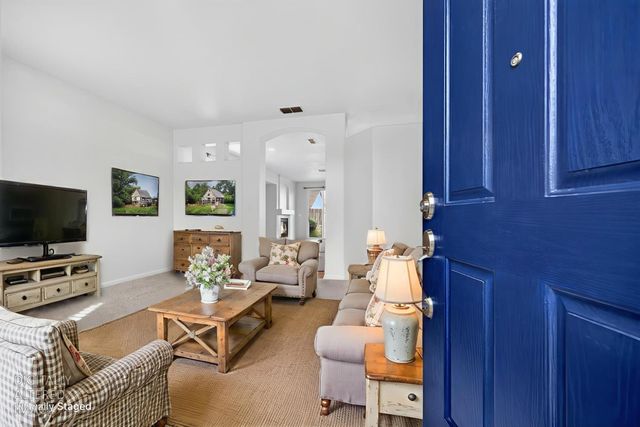 5825 Blue Beech Ct, Antelope, CA 95843