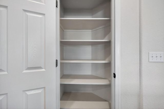 5825 Blue Beech Ct, Antelope, CA 95843