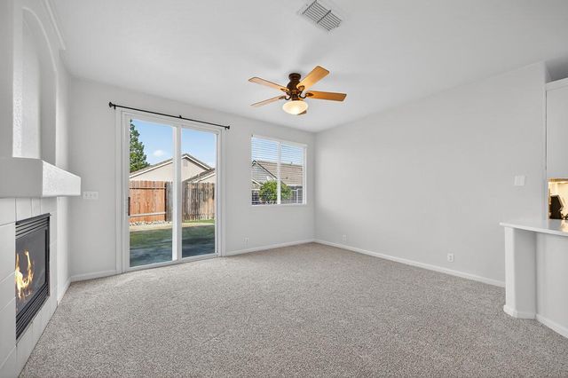 5825 Blue Beech Ct, Antelope, CA 95843