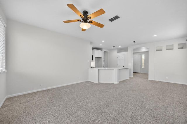 5825 Blue Beech Ct, Antelope, CA 95843