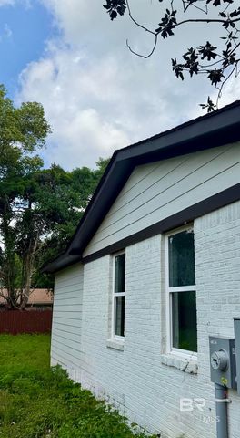 316 W 3rd Avenue, Foley, AL 36535