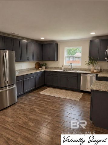 316 W 3rd Avenue, Foley, AL 36535