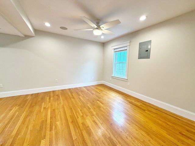 37 Fenton St 1, Boston, MA 02122