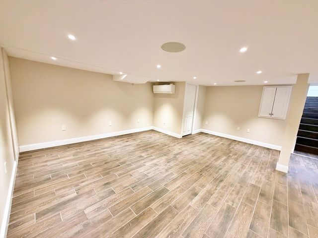 37 Fenton St 1, Boston, MA 02122