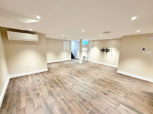 37 Fenton St 1, Boston, MA 02122